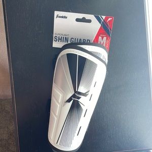 Franklin shin guards- Medium